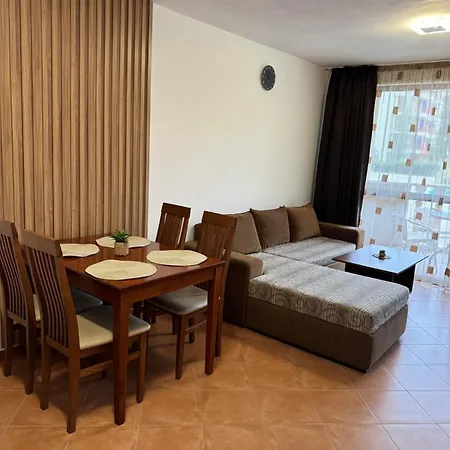 Kalia, Sunny Apartment