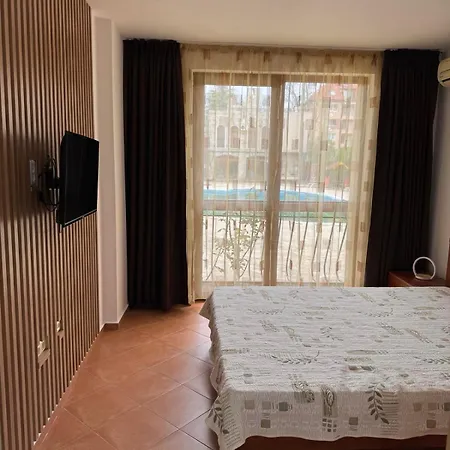 Kalia, Sunny 아파트 써니비치