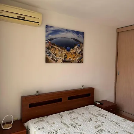 Kalia, Sunny Lägenhet *